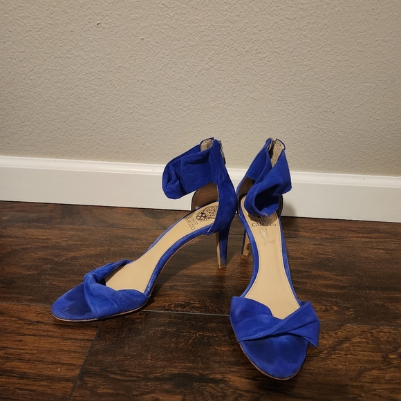 Vince Camuto Blue Stiletto Heels with Ankle Strap Sz 9 - Picture 2 of 3